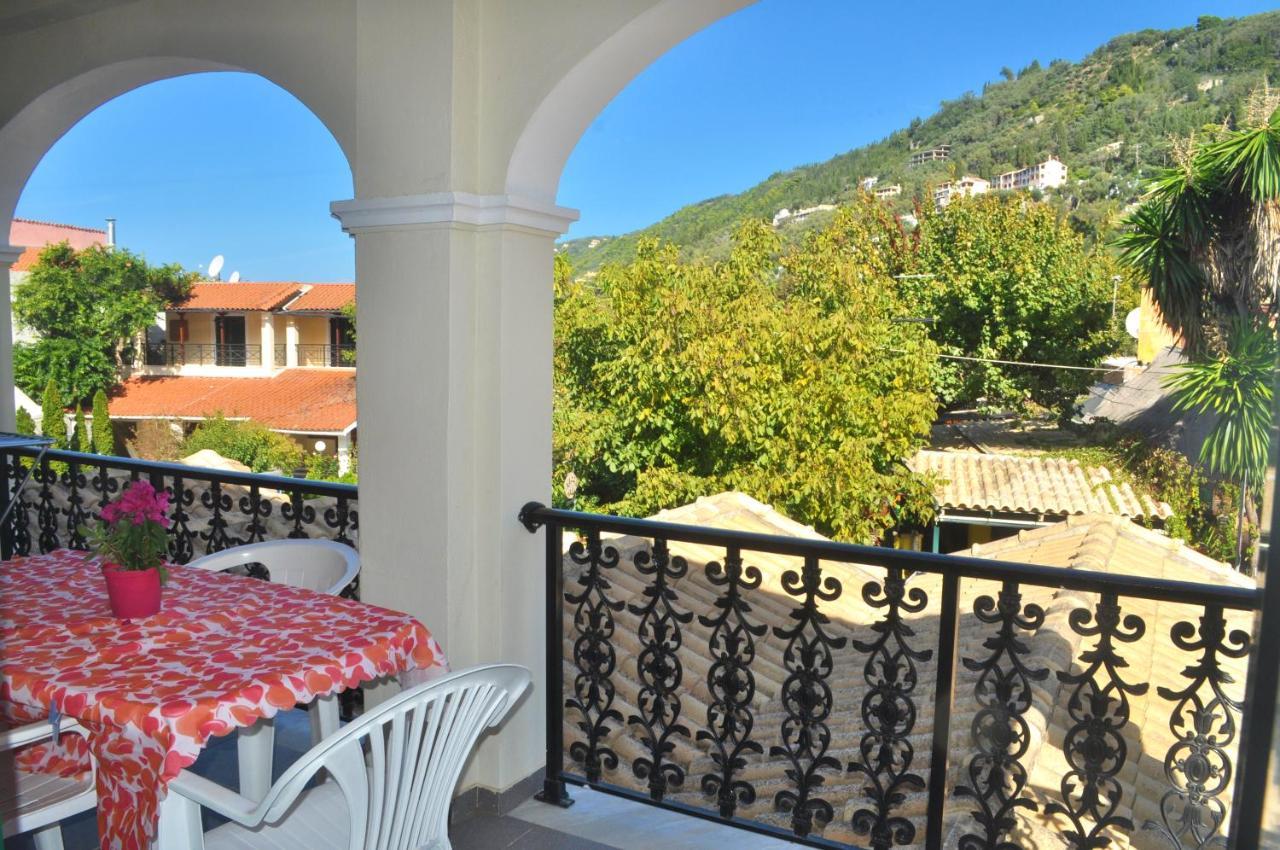 Yannis - Holiday Apartments On Agios Gordios Beach In Corfu Exteriér fotografie
